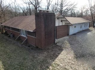 7349 N Illinois St, Caseyville, IL 62232