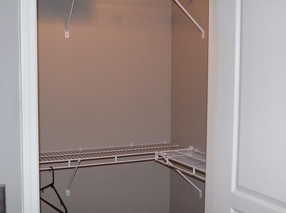 5th image of 3000 Vanderbilt Pl