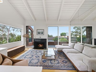 2 Sereno Cir, Oakland, CA, 94619