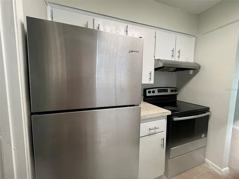 5719 Oleander Dr — Photo 9