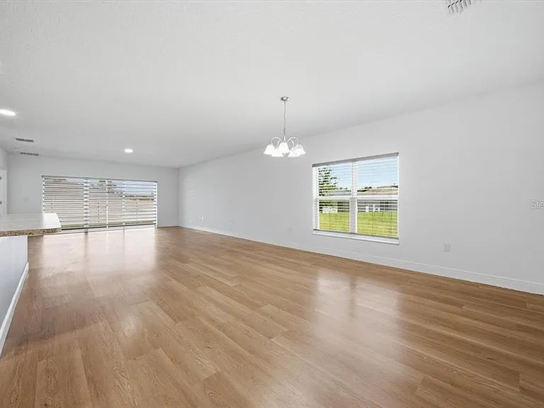 446 Hamlet Loop — Photo 7