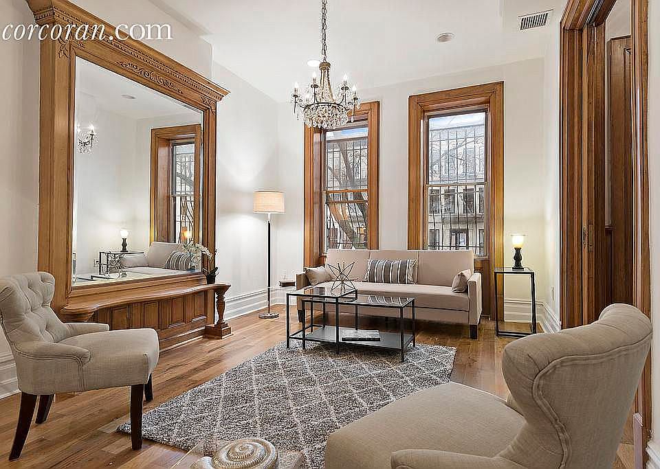 1st image of 904 Saint Johns Pl