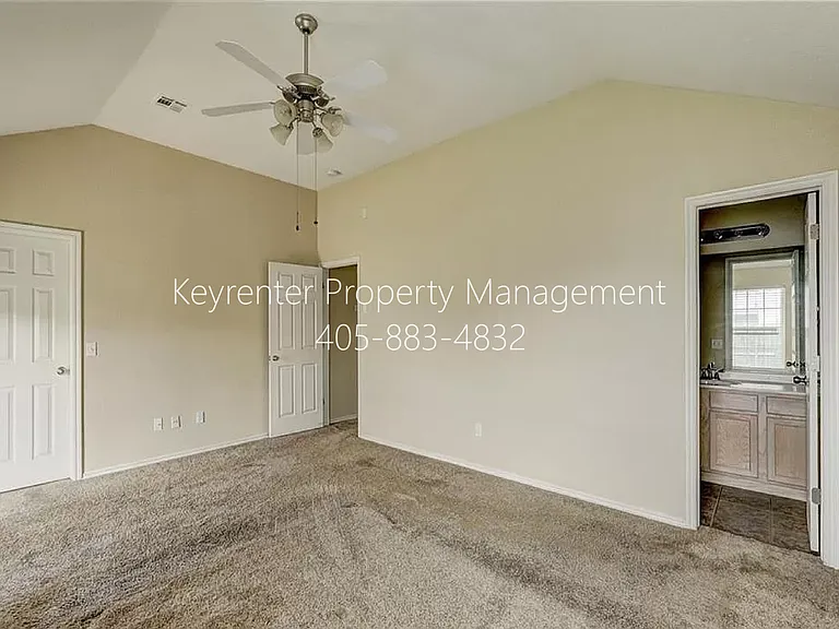 12328 SW 5th St — Photo 23