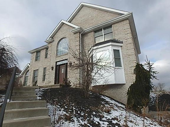 2nd image of 5040 Alta Vista Dr