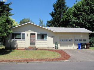 13329 Chippendale Ln, Oregon City, OR 97045