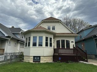3916 N 24th Pl, Milwaukee, WI 53206