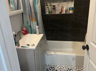 27 E 18th St FLOOR 1, Bayonne, NJ 07002