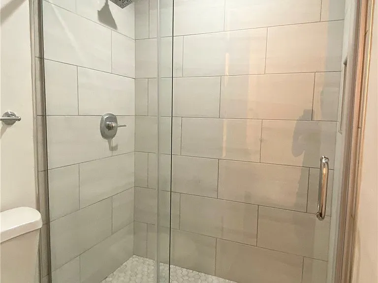 21 Seaview Dr S — Photo 27