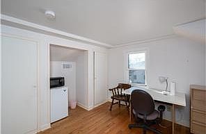 4th image of 1316 2nd St NW