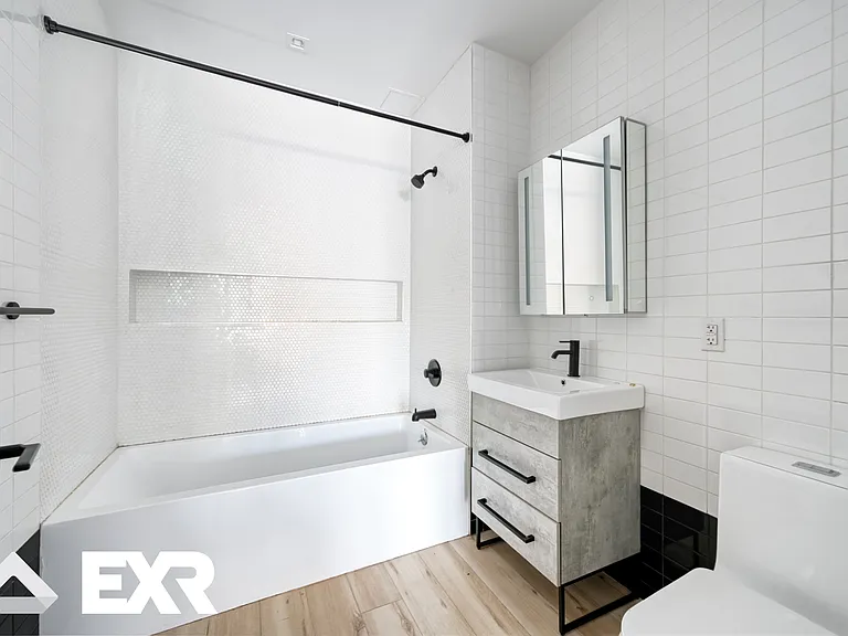1634 Church Ave #2J — Photo 16