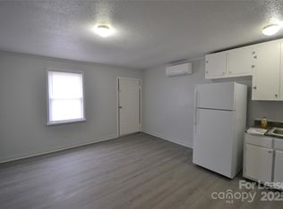 1009 Plymouth St #A, Gastonia, NC 28054