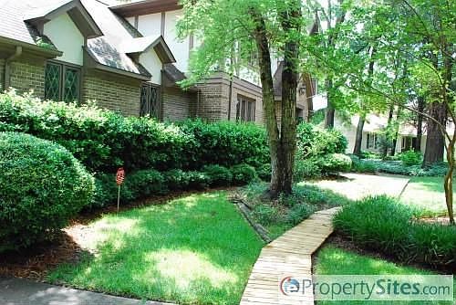 3rd image of 3335 Chilham Pl