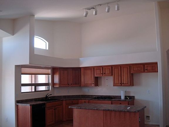 4th image of 21841 N Reis Dr