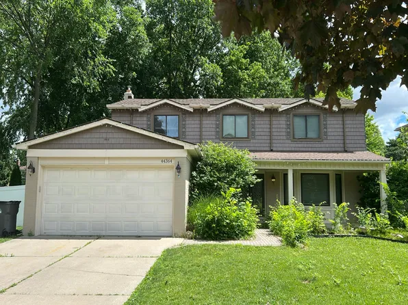 44364 Highgate Dr, Clinton Township, MI 48038