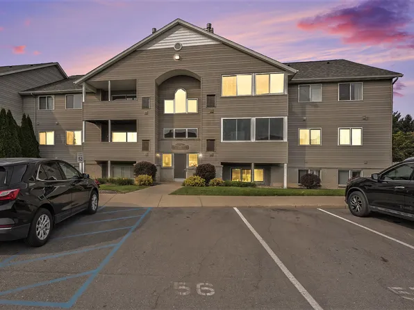 8388 N Jasonville Ct SE, Caledonia, MI 49316