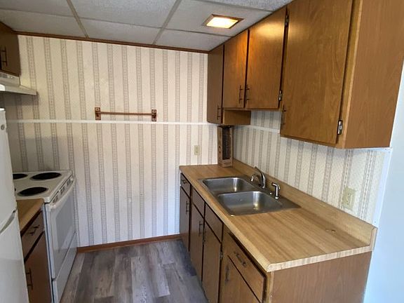 4th image of 201 E Lawton St #B