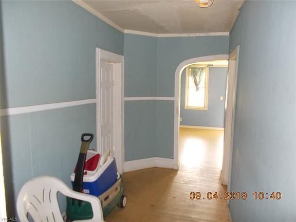 5th image of 3414 Walton Ave