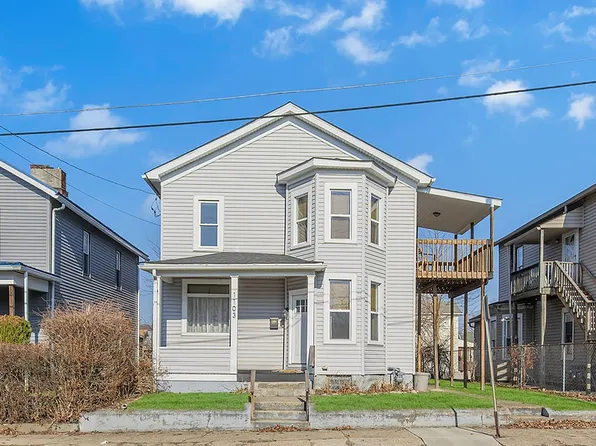 1103 5th St, New Brighton, PA 15066