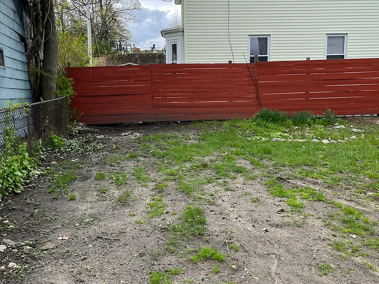 Webster Pl — Photo 19