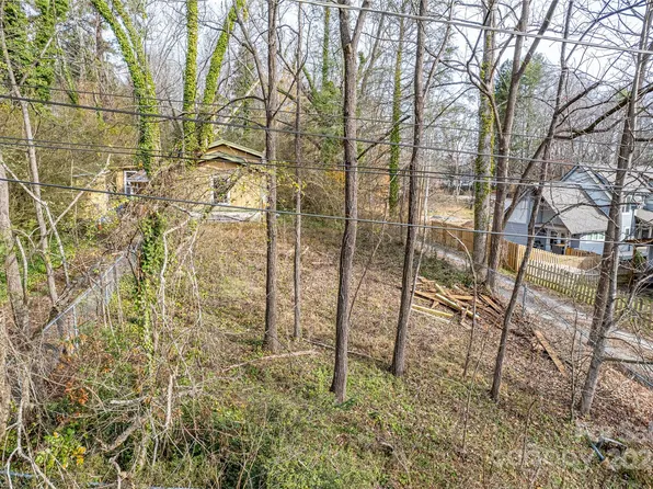 48 Elliott Rd, Brevard, NC 28712