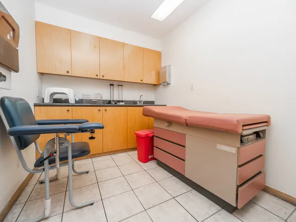 1749 East 16th Street image 14 of 18