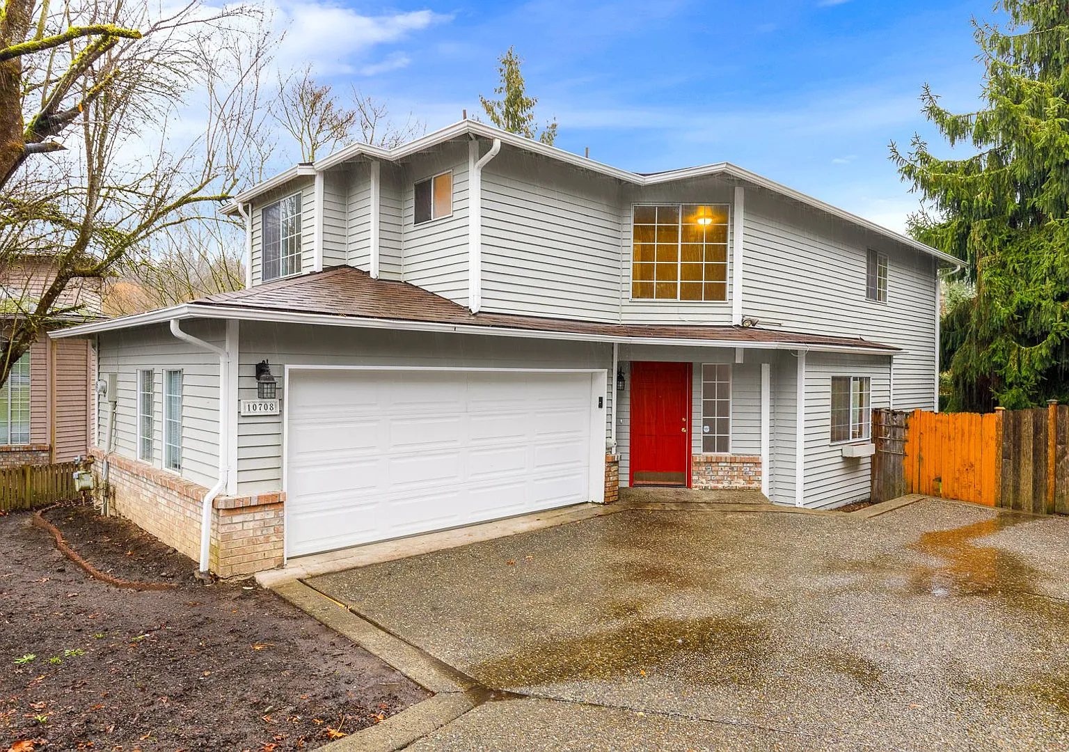 3 Bedroom 2.5 Bath Forbes Creek Kirkland — Photo 1