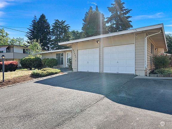 3rd image of 23334 105th Avenue SE