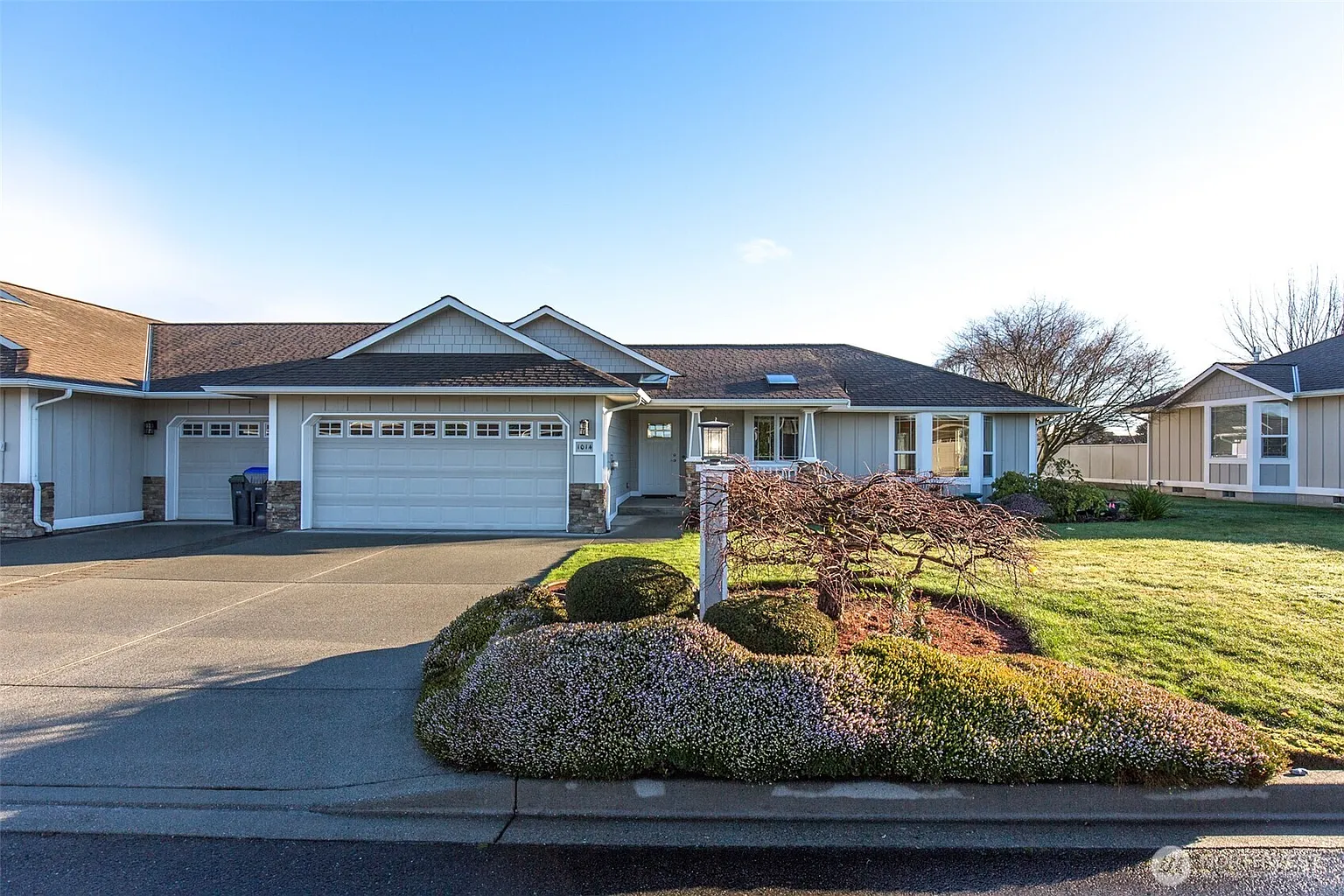 1014 N Minstrel Road photo 1