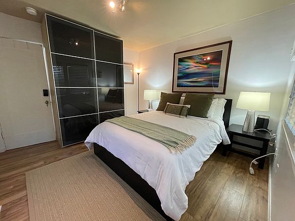 4th image of 3793 La Donna Ave