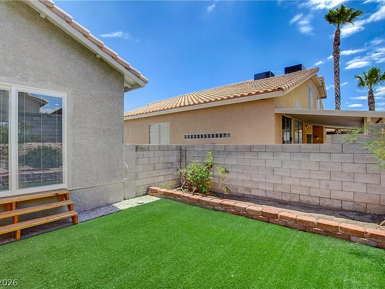 3557 Sedwick Dr — Photo 51