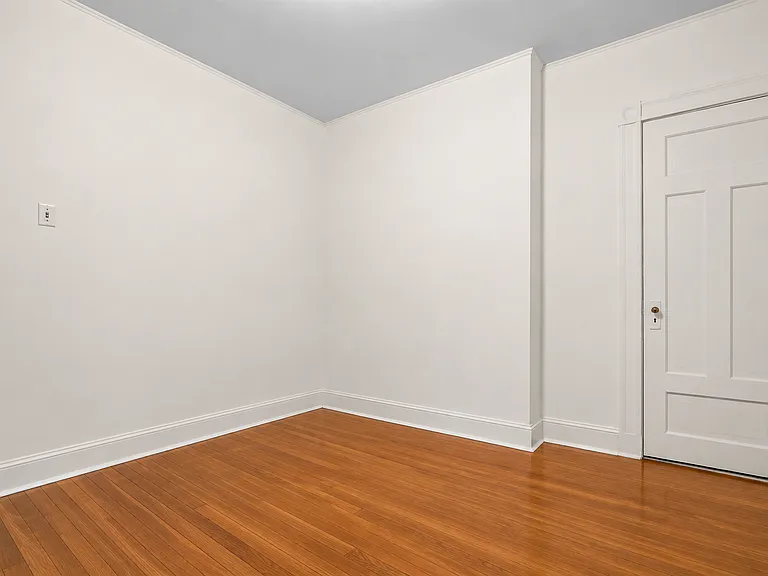 35 Eustis St #2 — Photo 7
