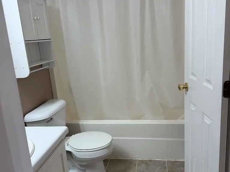 116 Shelby Dr — Photo 17