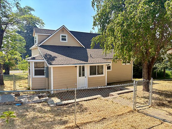 Back of house & patio