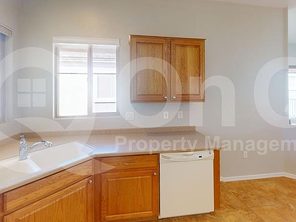 5th image of 158 W Calle Del Estribo