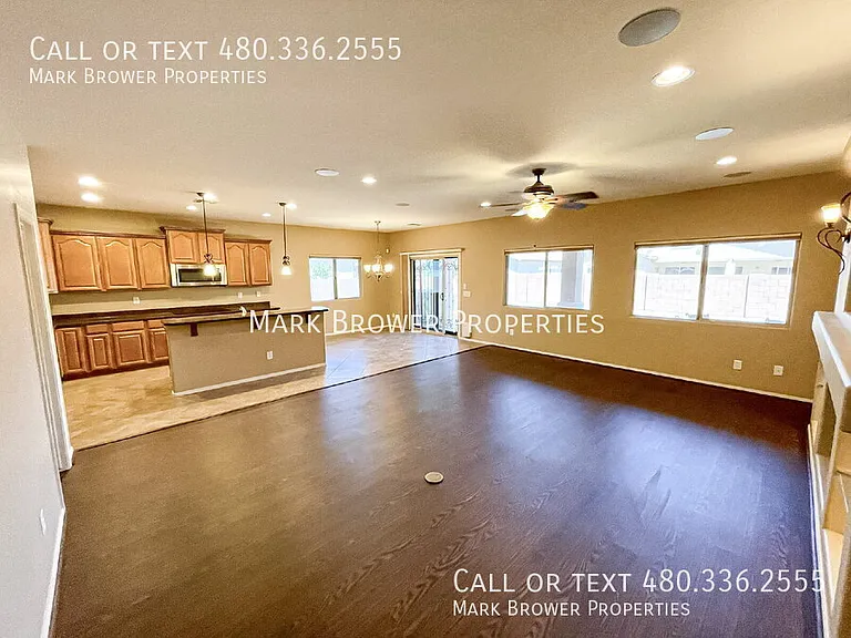 668 W Stanley Ave — Photo 5