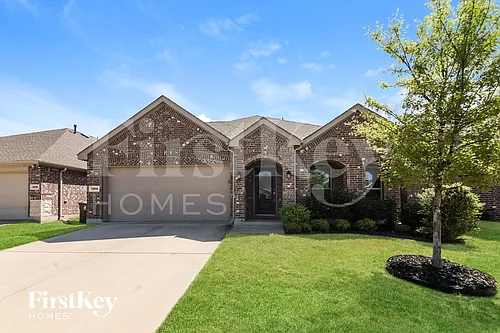 1304 Renoir Dr Photo 1