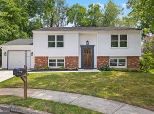 15 Salzano Dr, Hamilton, NJ 08690