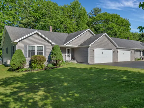 8 Village Drive #5, Turner, ME 04282