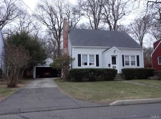 85 Berkeley Rd, Fairfield, CT 06825