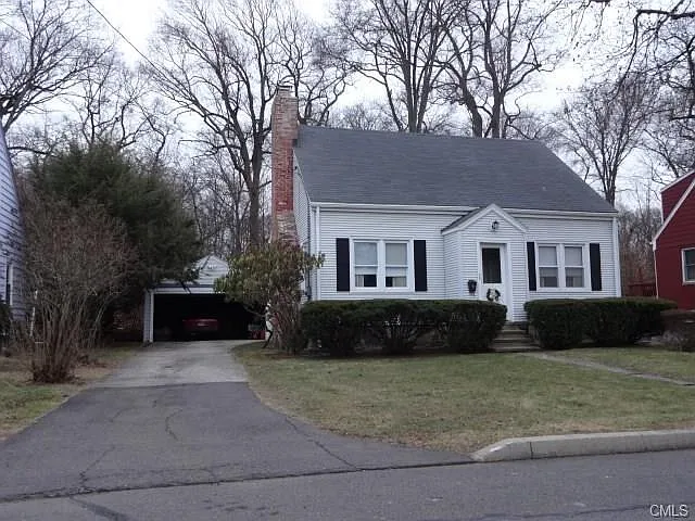 85 Berkeley Rd photo 1