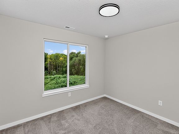 5th image of 4271 Grover Woods Ln