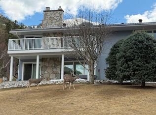13521 S 15th Ave, Crowsnest Pass, AB T0K 0E0
