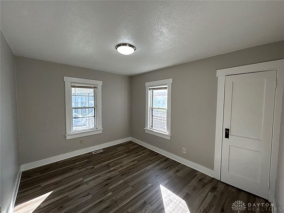 2nd image of 1729 Patterson Rd