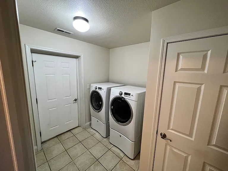 1001 Cassidy Dr — Photo 16