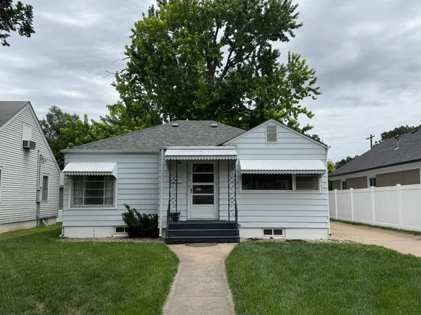 1616 Van Buren St, Great Bend, KS 67530