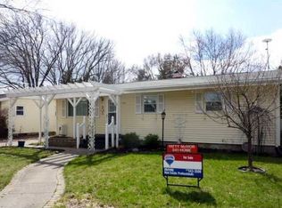 1106 S Clinton St, Charlotte, MI 48813