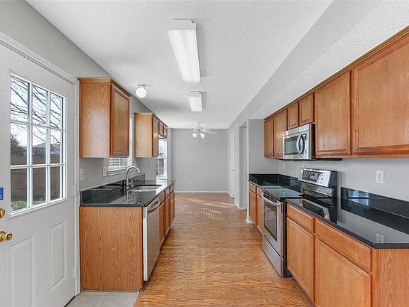 2nd image of 4206 Wordsworth Ct