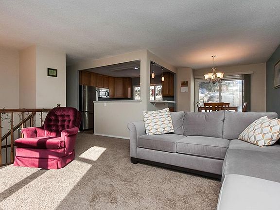 4th image of 278 Brentwood Pl NE