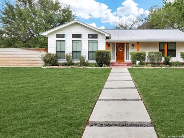 203 HARMON DR, San Antonio, TX 78209