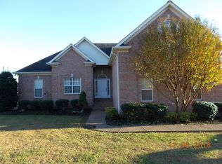 2530 Holloway Rd, Lebanon, TN 37090